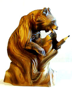 http://www.ruswoodart.ru/карандашница-медведь/ 